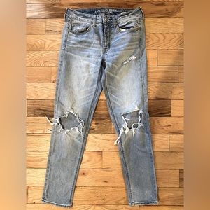 NWOT- size 2 Tomgirl jeans by American Eagle.